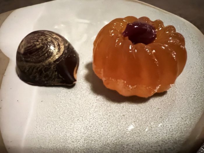 Petit fours