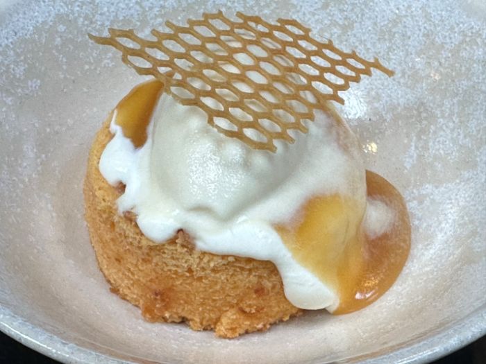 Yuzu cake, jasmine and honey dessert Yuzu cake, jasmine and honey dessert