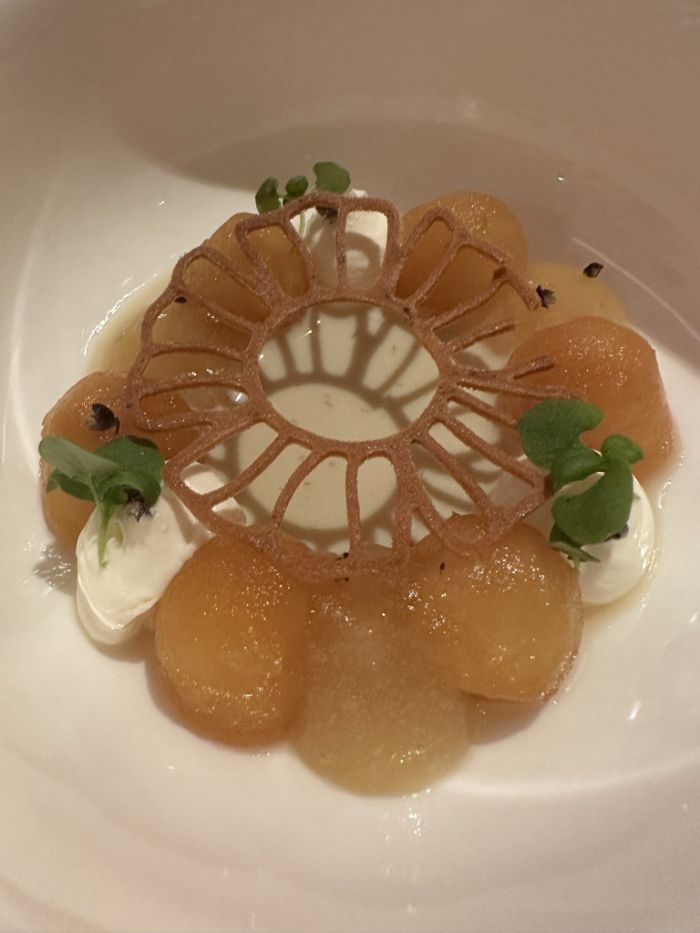 Caramelised apple pearls