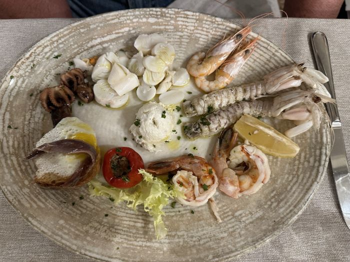 Mixed steamed traditional seafood appetizers