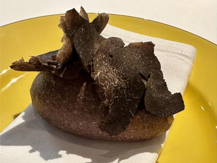 A Potato that wants to become a truffle A Potato that wants to become a truffle