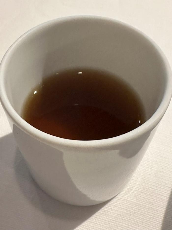 Broth made from artichoke and orange Broth made from artichoke and orange
