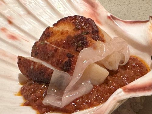 BBQ Orkney scallop with XO sauce