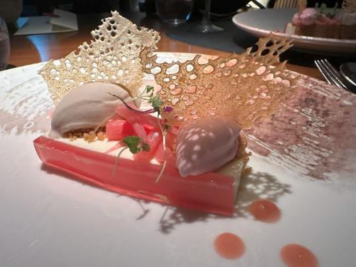 Gingerbread with rhubarb, and a ginger wine mousse Gingerbread with rhubarb, and a ginger wine mousse