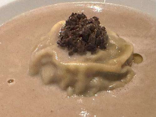 Starter of wild mushroom and truffle ravioli1