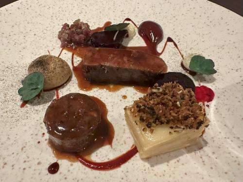 Main course fallow deer with beetroot