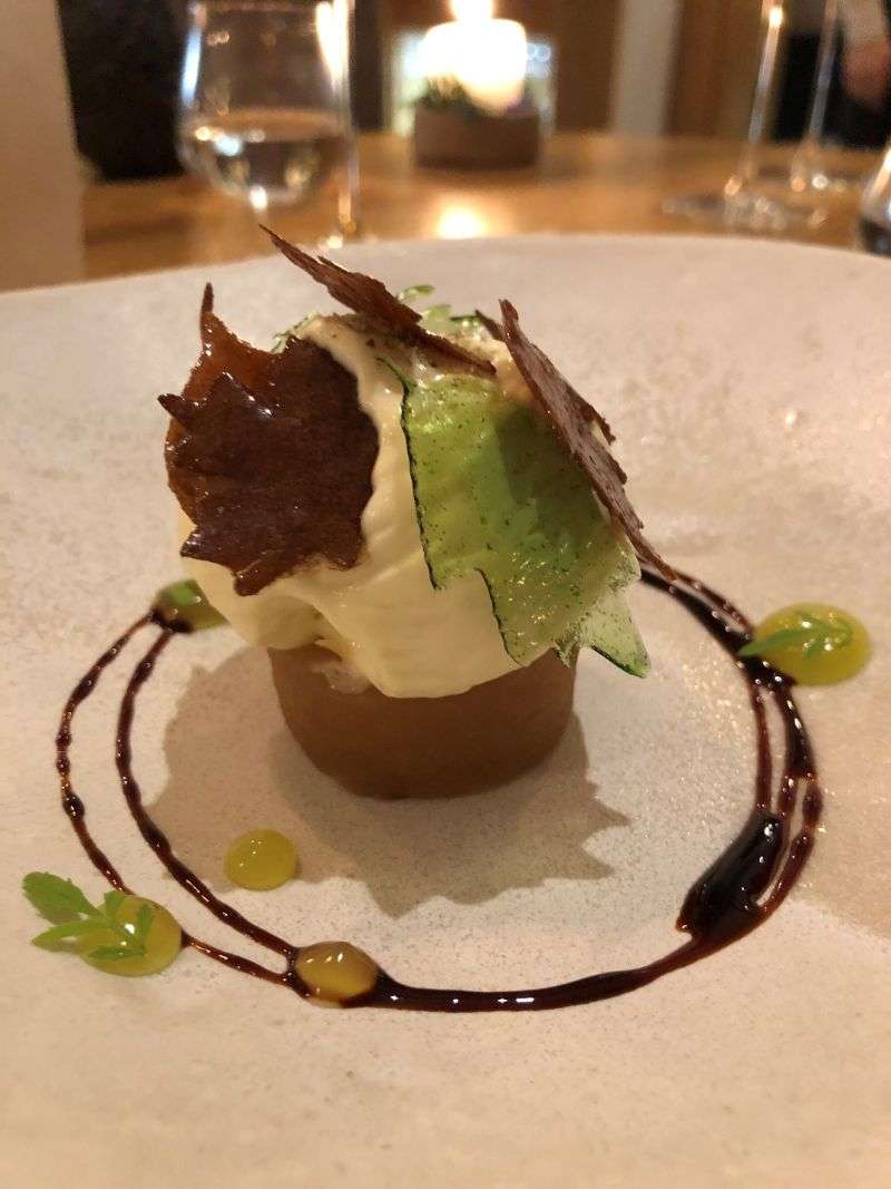 Garden apples, birch sap and apple marigold