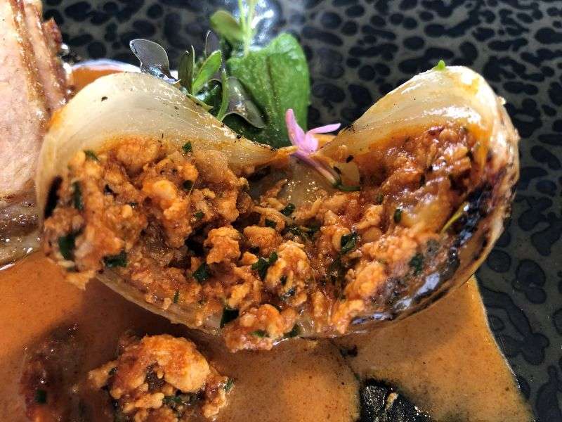 Superb Roscoff onion stuffed with keema