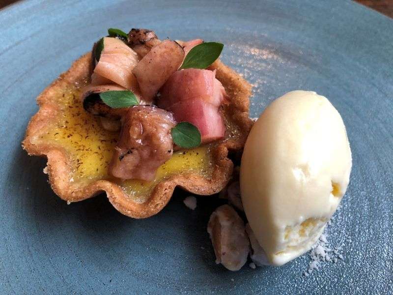 An outstanding custard tart An outstanding custard tart