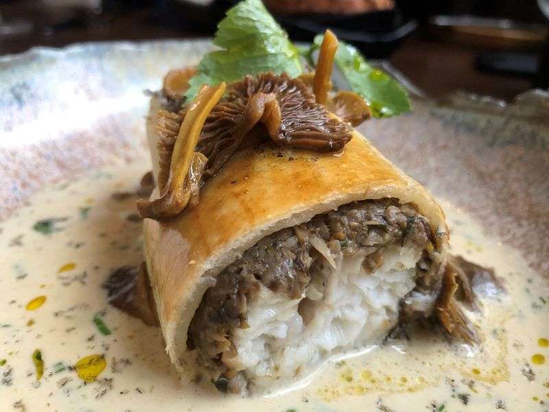 Plaice ‘en croute’, wild mushroom and fish sauce Plaice ‘en croute’, wild mushroom and fish sauce