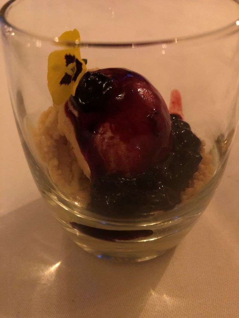 Pre-dessert of red currant compote Pre-dessert of red currant compote
